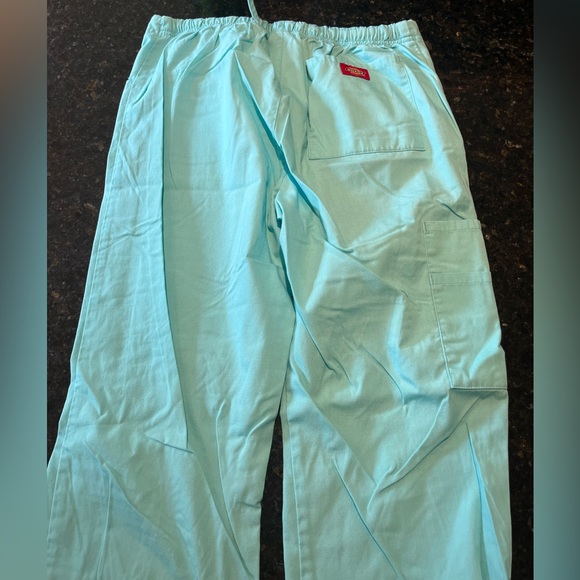 Light blue Dickies scrub pants - Picture 3 of 3